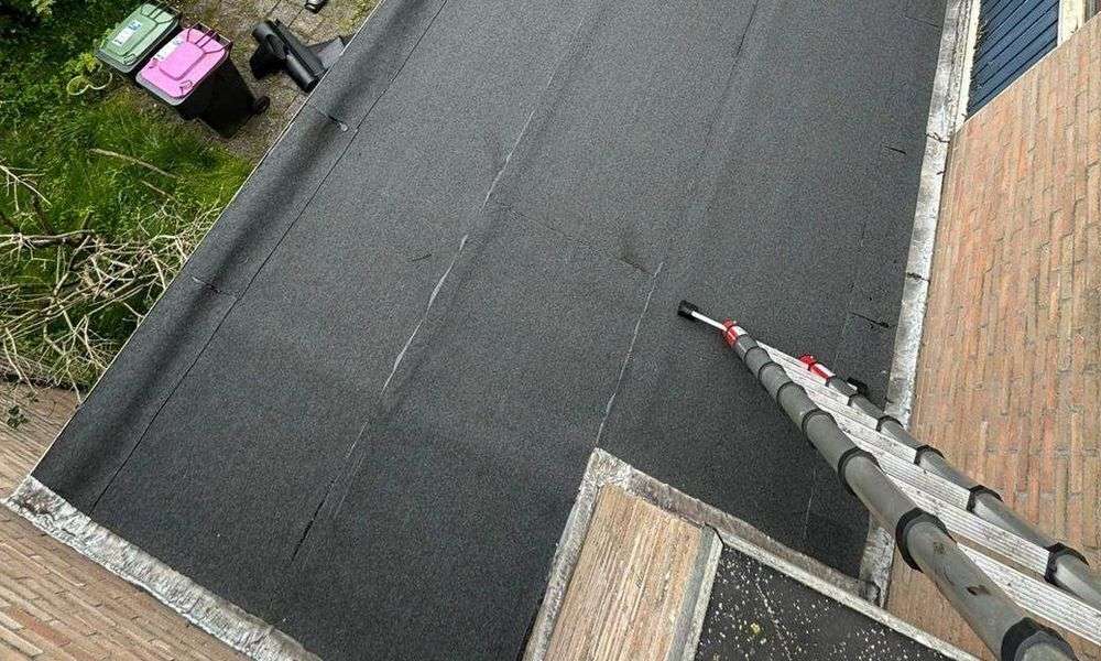 Plat dak geplaatst door dakdekker in Bilthoven